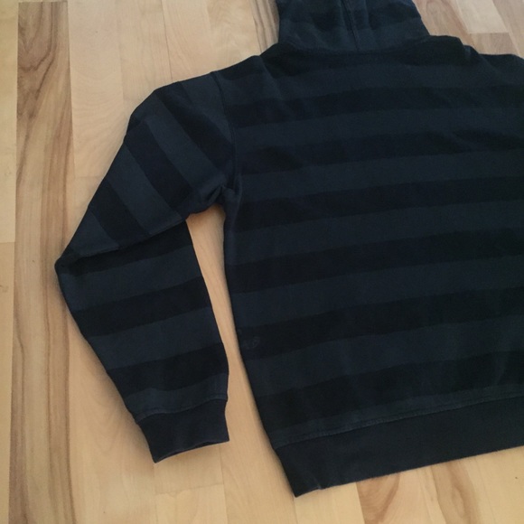 SOLD :-) 2000 Lost World Skate black skull hoodie - Picture 6 of 8